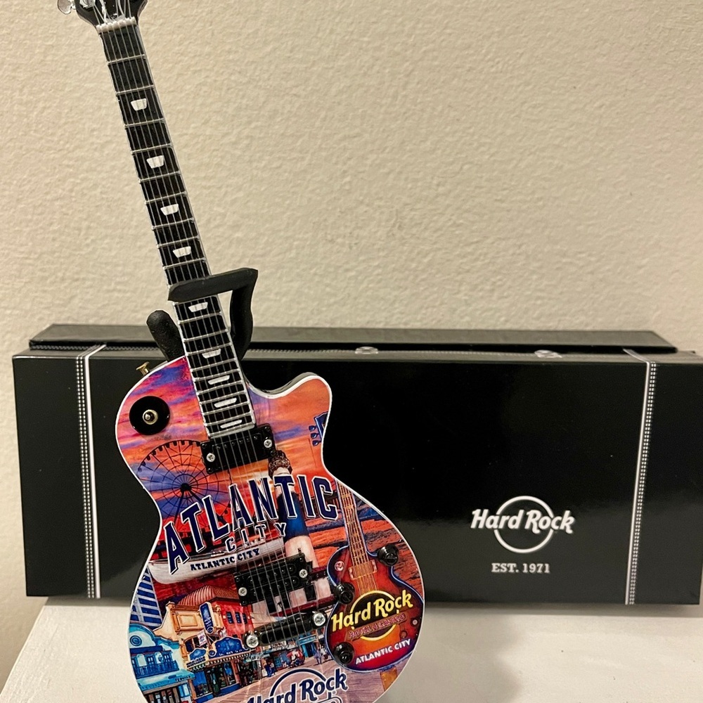 Hard Rock Atlantic City Miniature Guitar - Picture 6 of 11